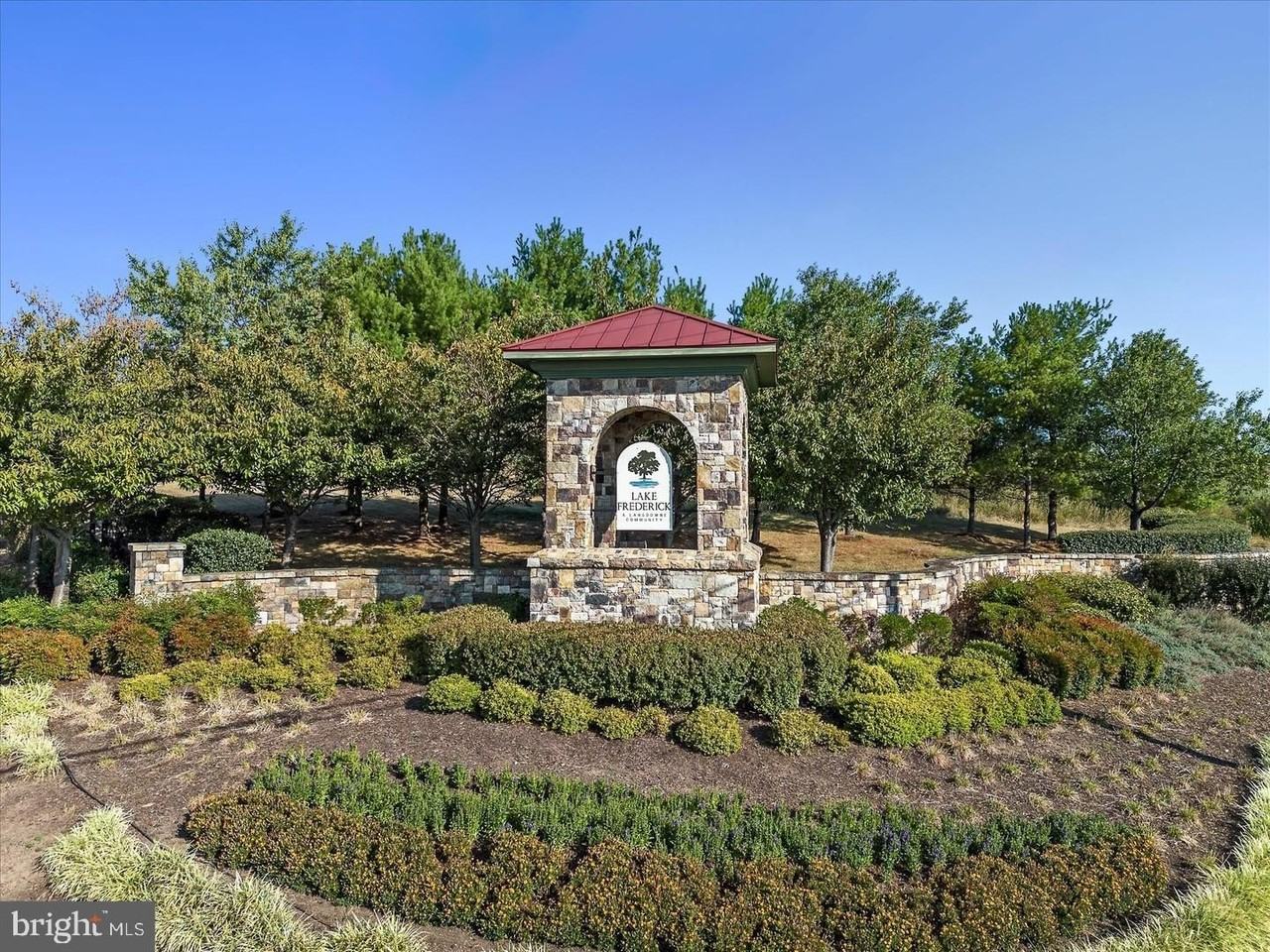 118 Twinleaf Way - Photo 2 of 50
