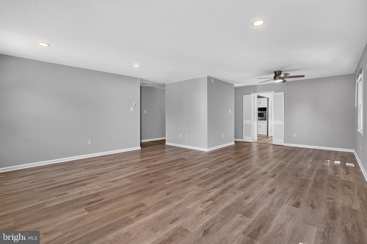 4202 Marble Ln - Photo 7 of 27