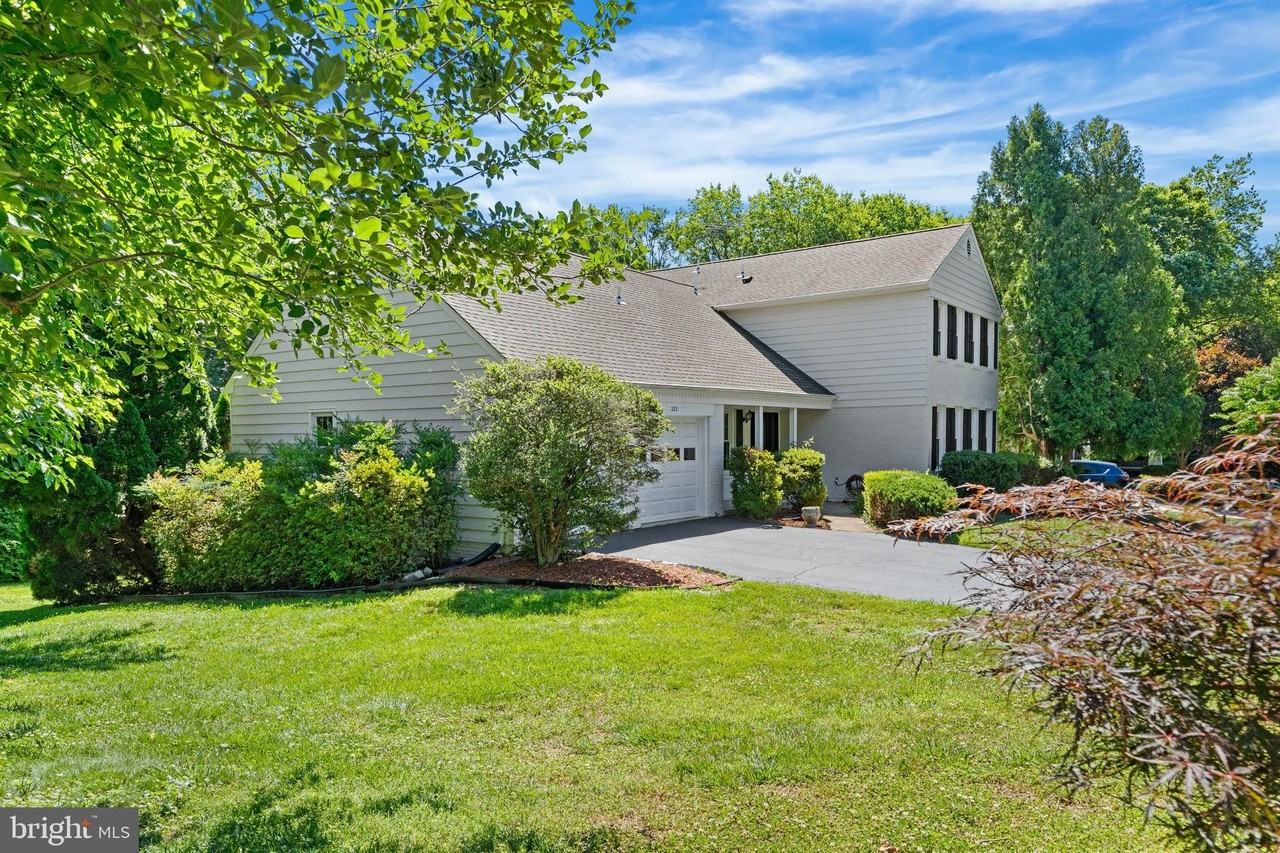 222 Apple Blossom Ct - Photo 2 of 44