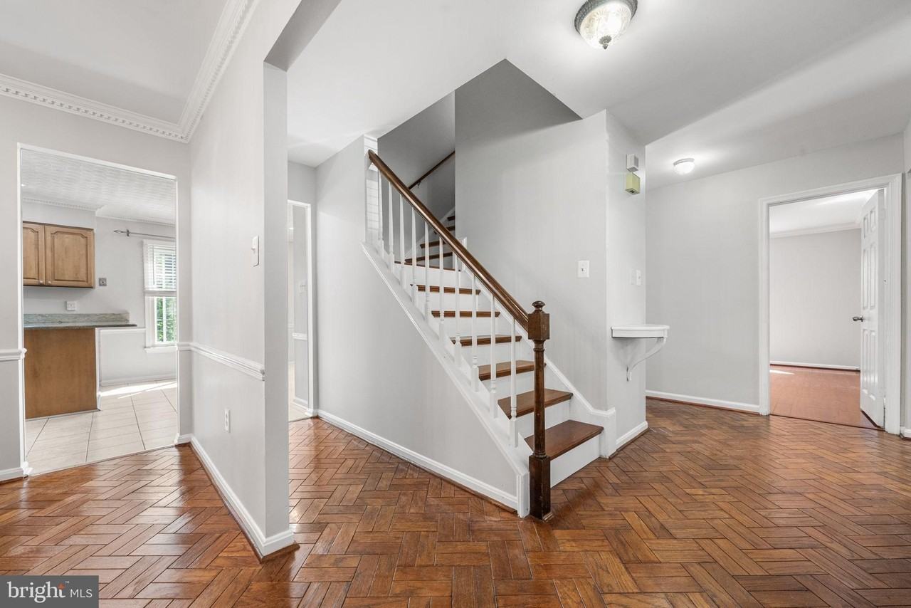 222 Apple Blossom Ct - Photo 6 of 44