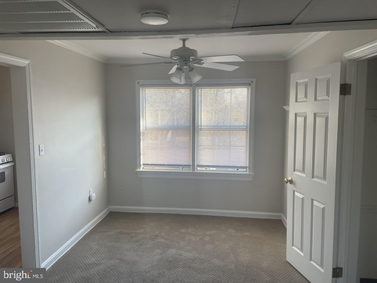 6704 W Wakefield Dr #B2 - Photo 6 of 19