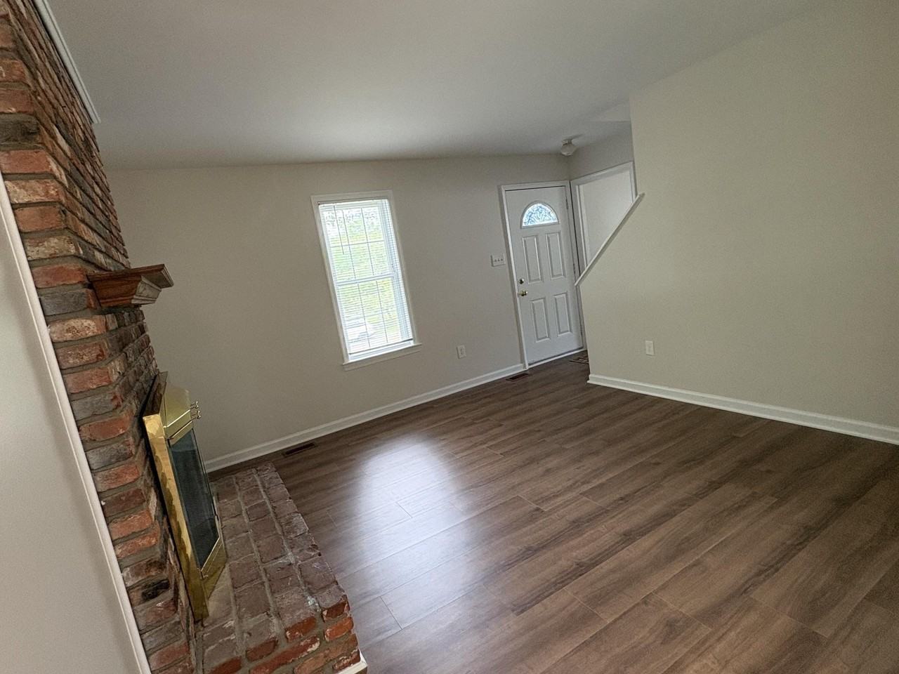 4305 Pleasant Valley Rd - Photo 4 of 23