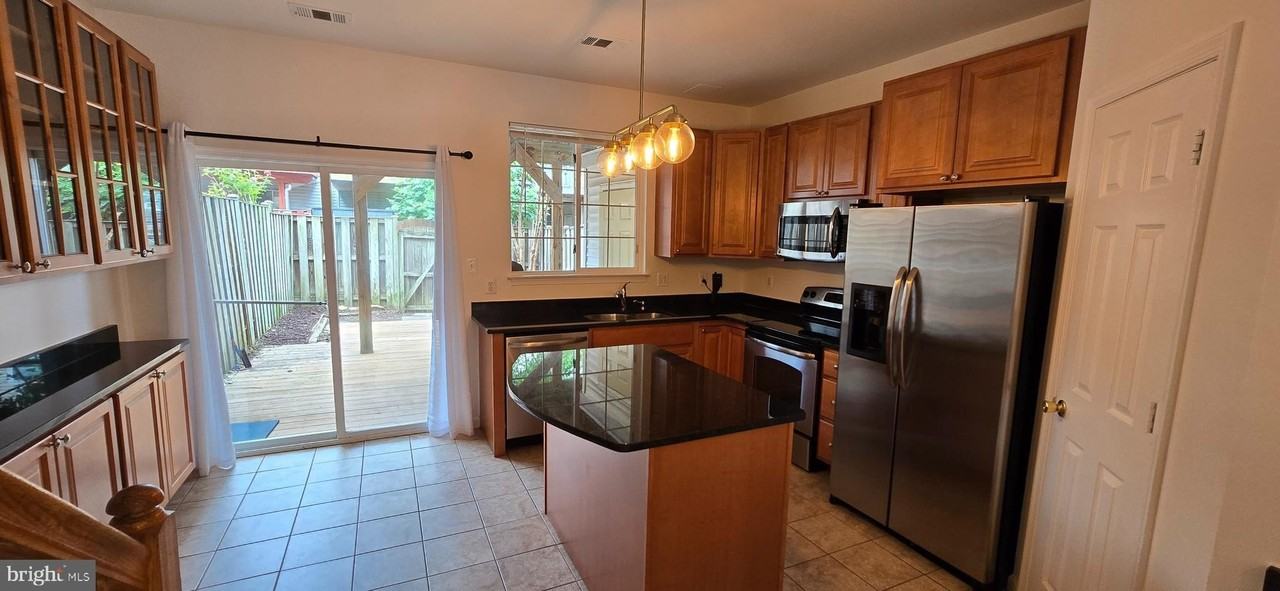 2436 Old Farmhouse Ct - Photo 5 of 20