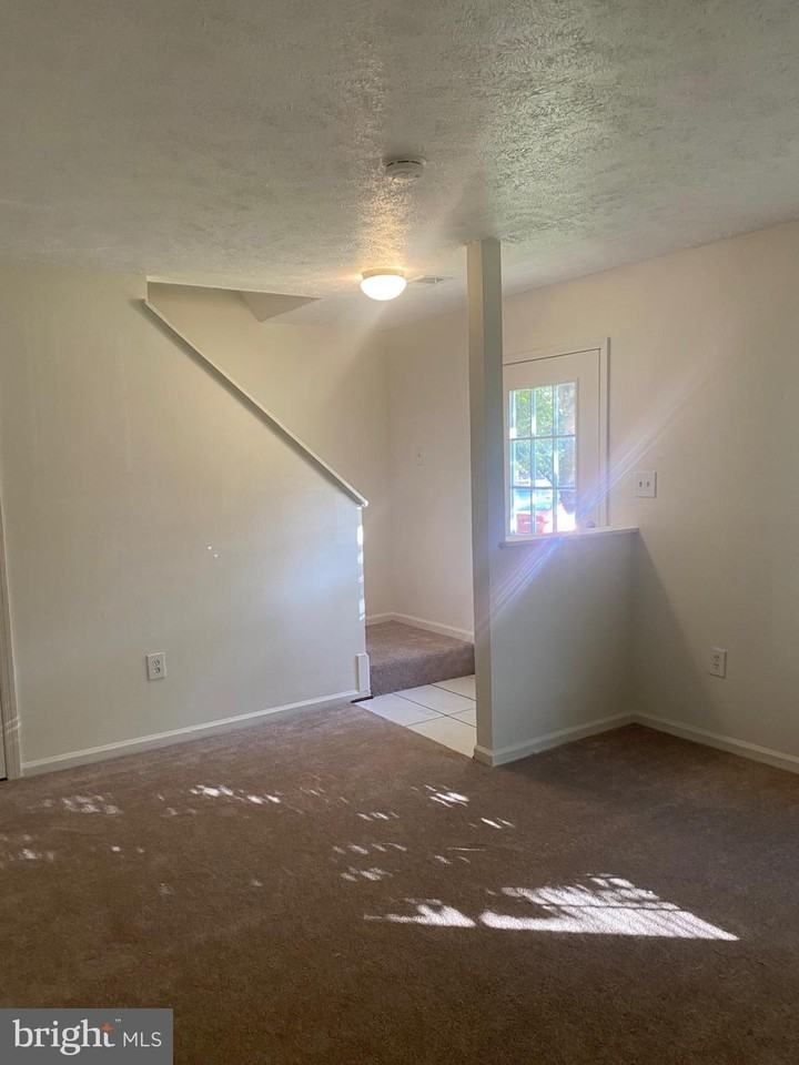 8637 Cartwright Ct - Photo 3 of 24