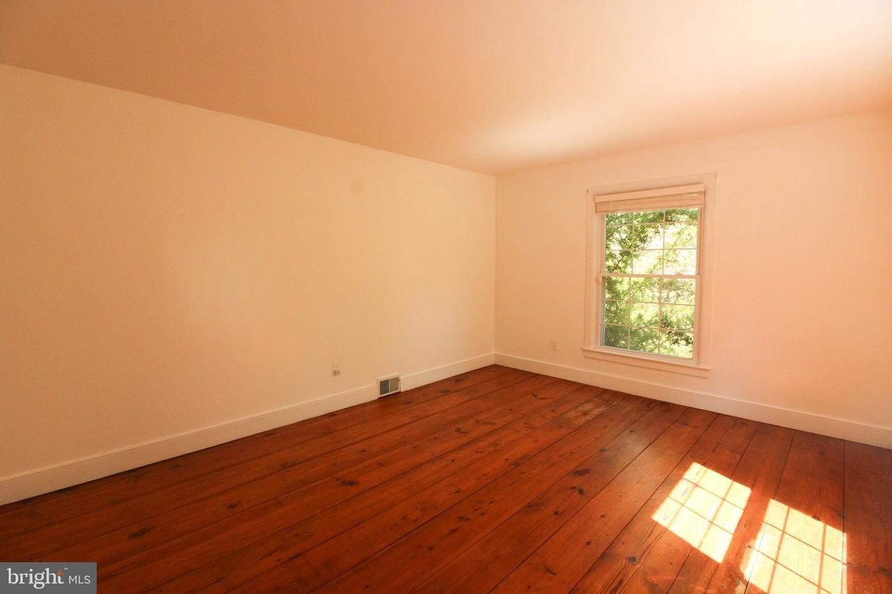 11 Hickory Ln - Photo 6 of 50