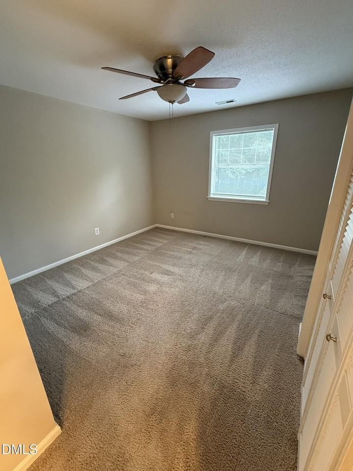 109 Scott Ln #109 - Photo 6 of 10