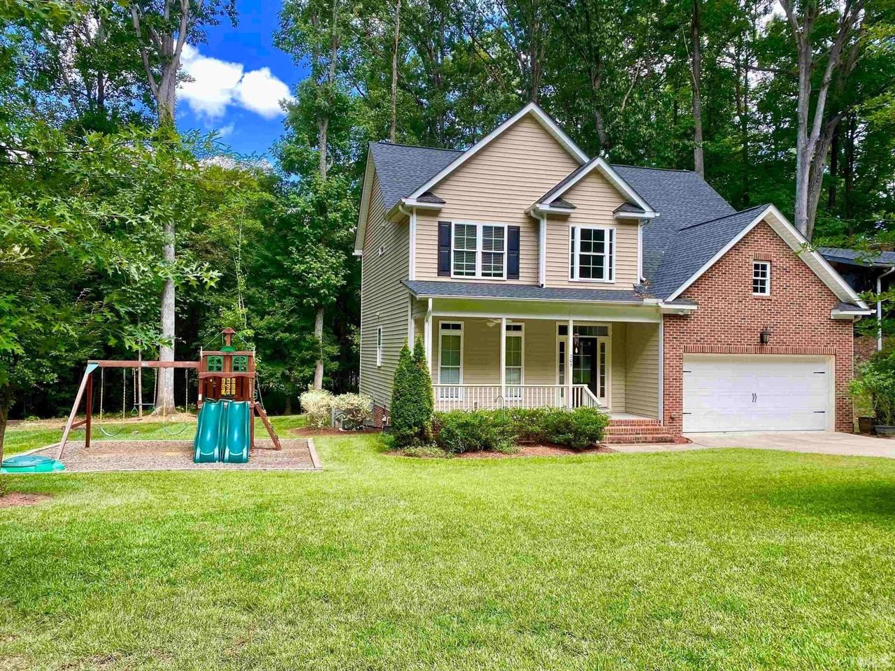 207 Lake Dr - Photo 2 of 35
