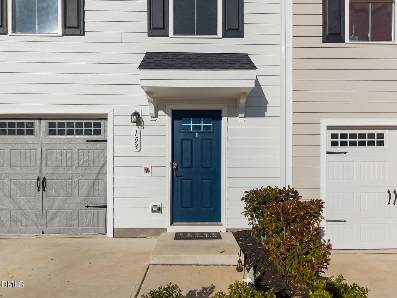 103 Equinox Ridge Ter - Photo 4 of 46