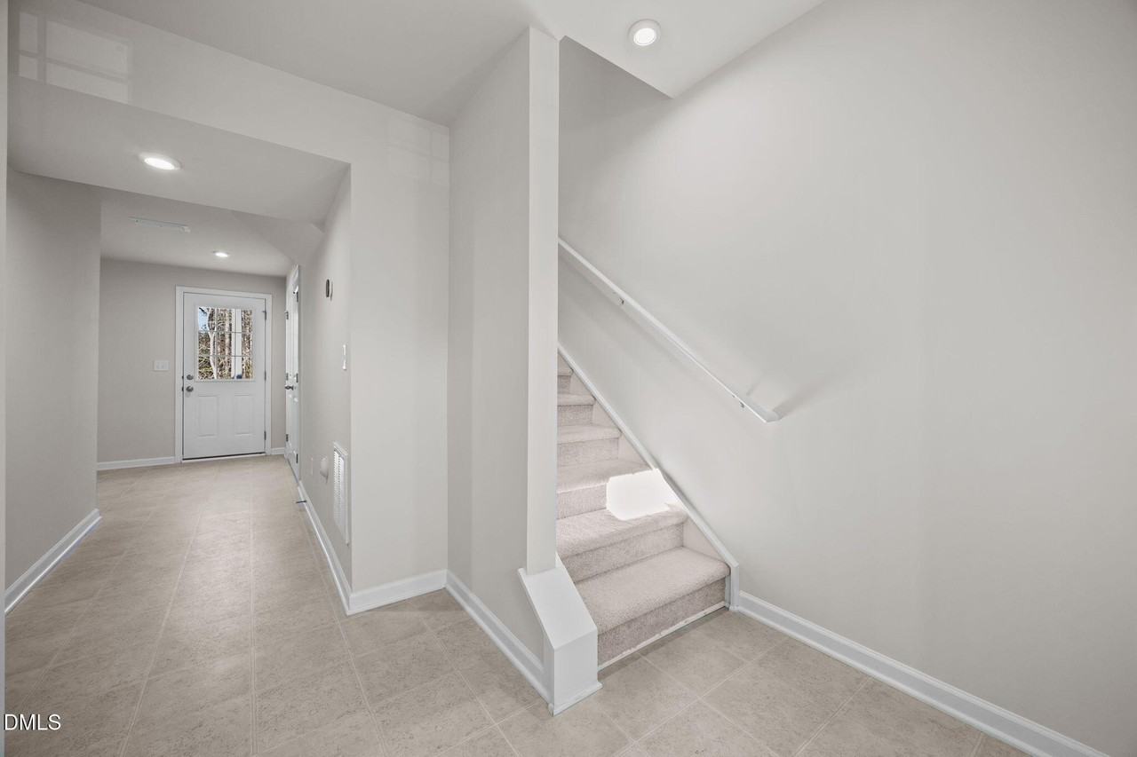 103 Equinox Ridge Ter - Photo 7 of 46