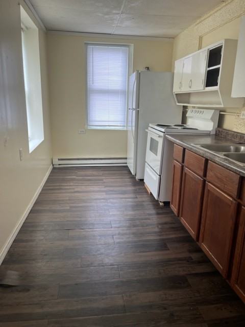 320 E 8th St #1 - Photo 6 of 12