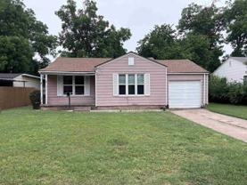 2405 Inglewood Dr - Photo 1 of 1