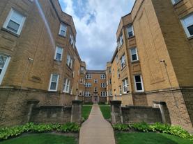 6416 N Richmond St ##1b - Photo 1 of 1