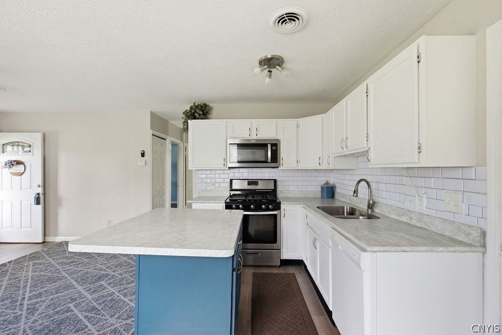 113 Kearney Ave - Photo 5 of 22