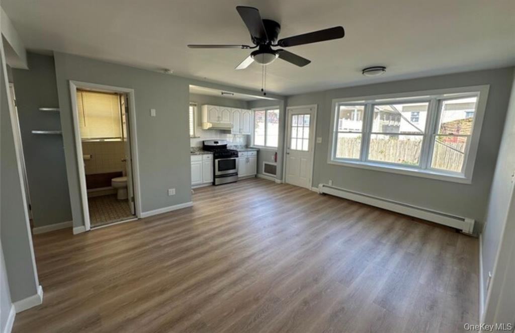 527 W Market St - Photo 3 of 19