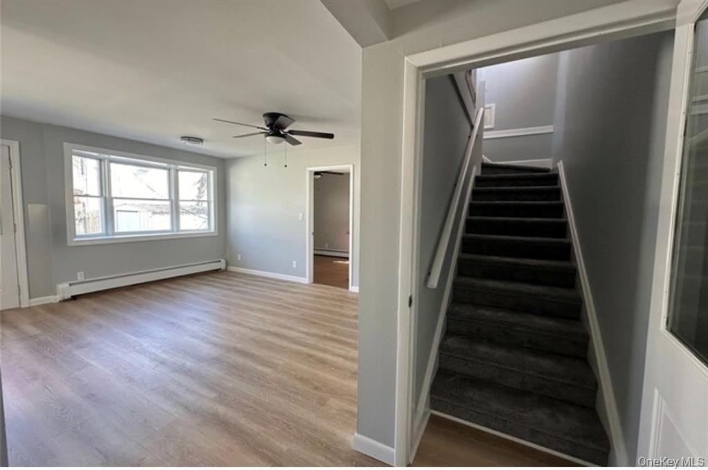 527 W Market St - Photo 7 of 19