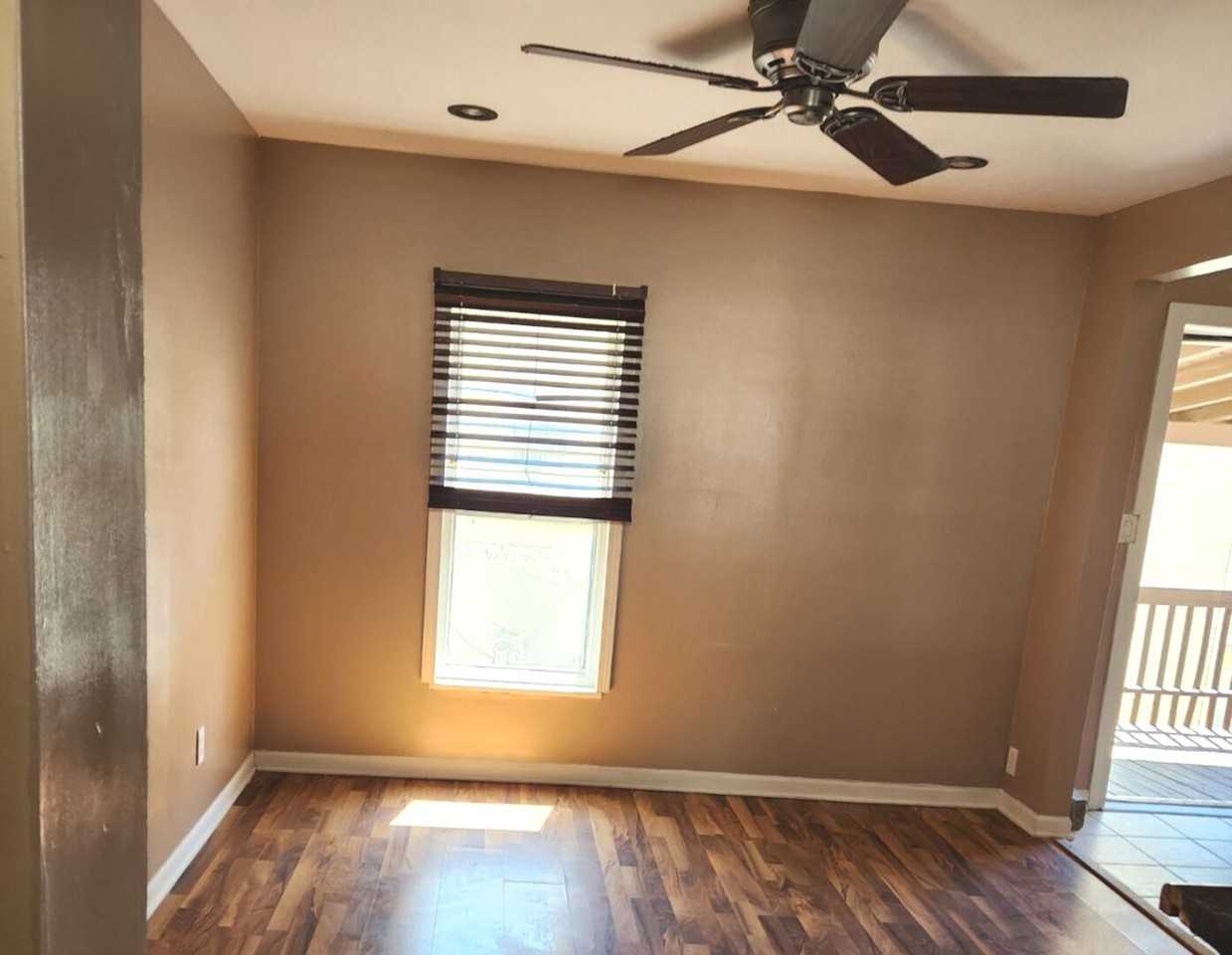 208 Illinois St - Photo 6 of 10