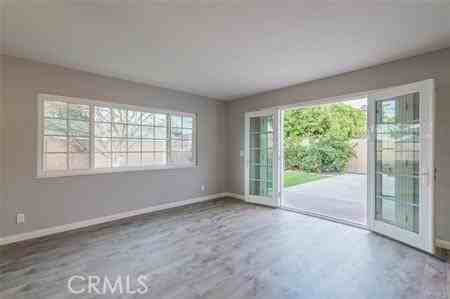 2335 E Trenton Ave - Photo 5 of 10