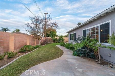 2335 E Trenton Ave - Photo 6 of 10