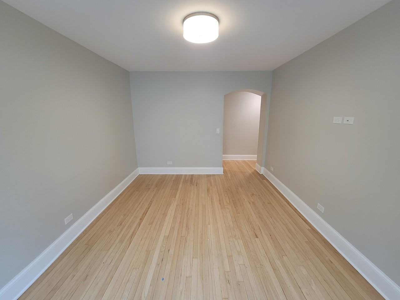6430 N Richmond St ##2w - Photo 5 of 20