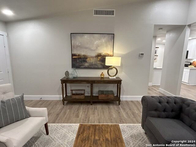 9531 Bowen Dr - Photo 5 of 33