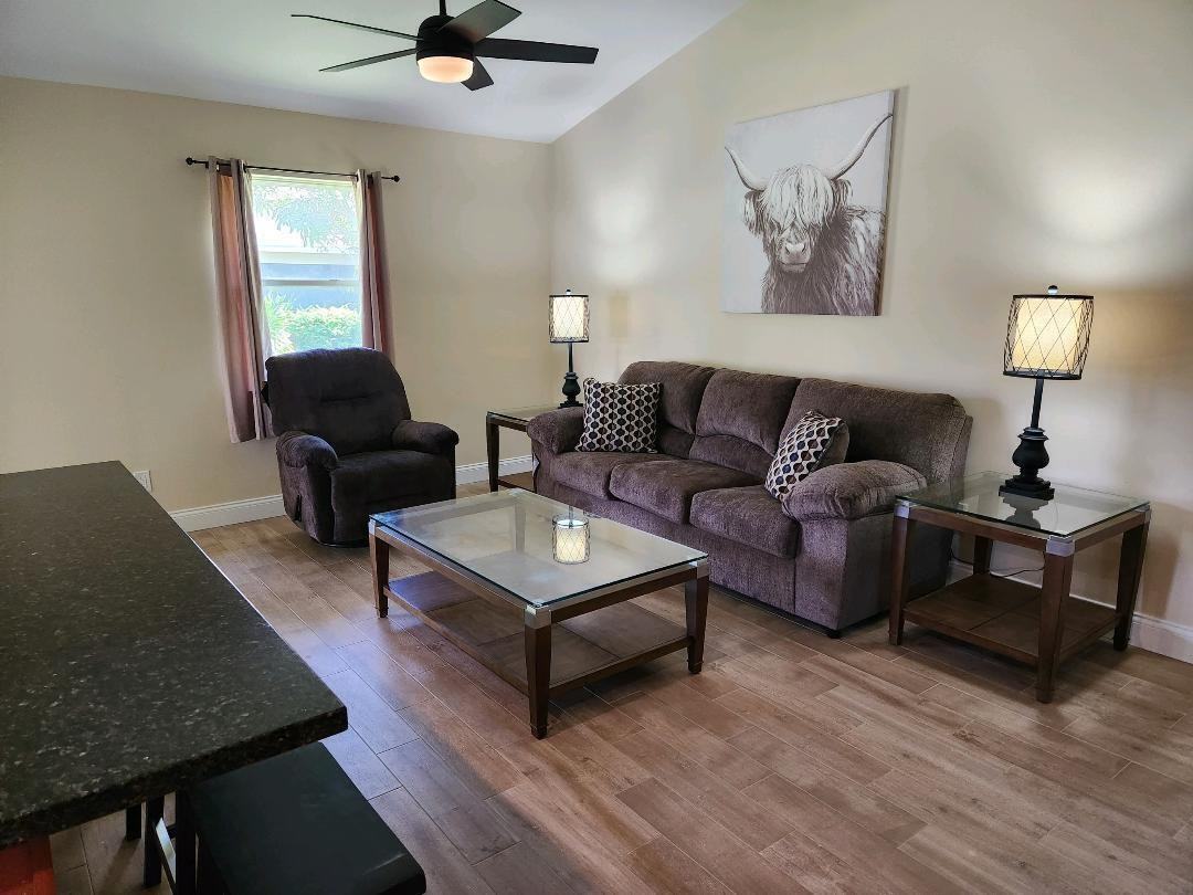 1750 1750 Primrose Lane Lane - Photo 7 of 18