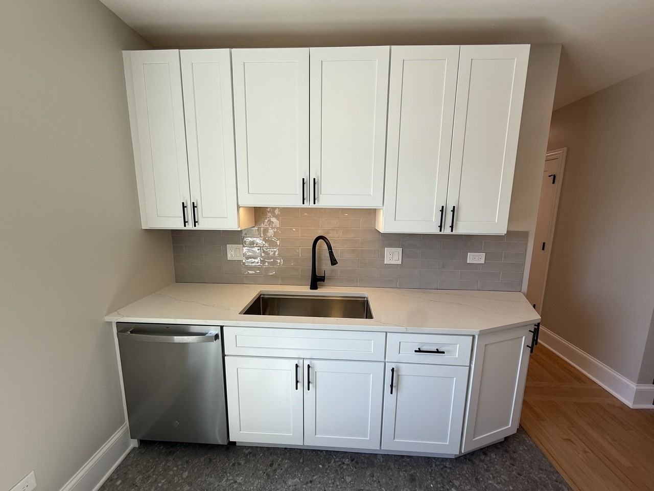 6416 N Richmond St ##3b - Photo 5 of 10