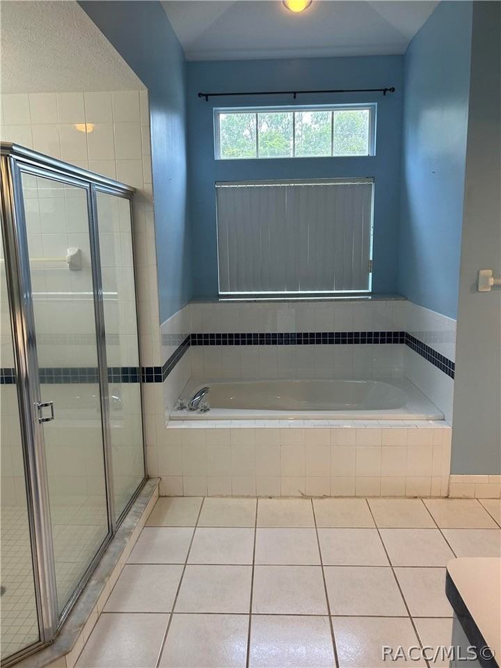1229 E Rockefeller Ln - Photo 6 of 7
