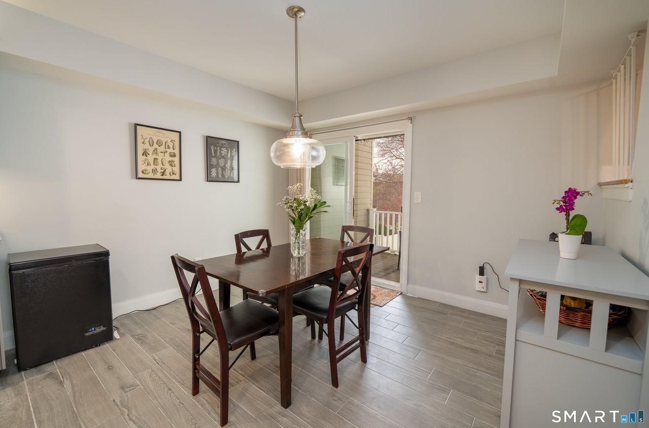 6 Peddlars Dr - Photo 6 of 34