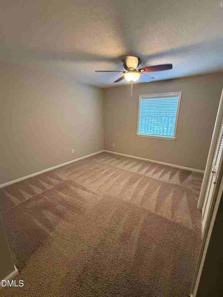 109 Scott Ln - Photo 5 of 11