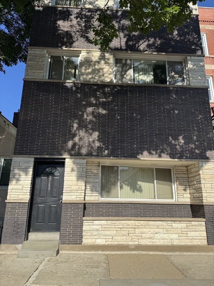 3145 S May St #2F
