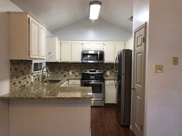 4341 Bluebonnet Ct - Photo 6 of 25