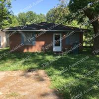 featured image of 208 Tennessee St #1