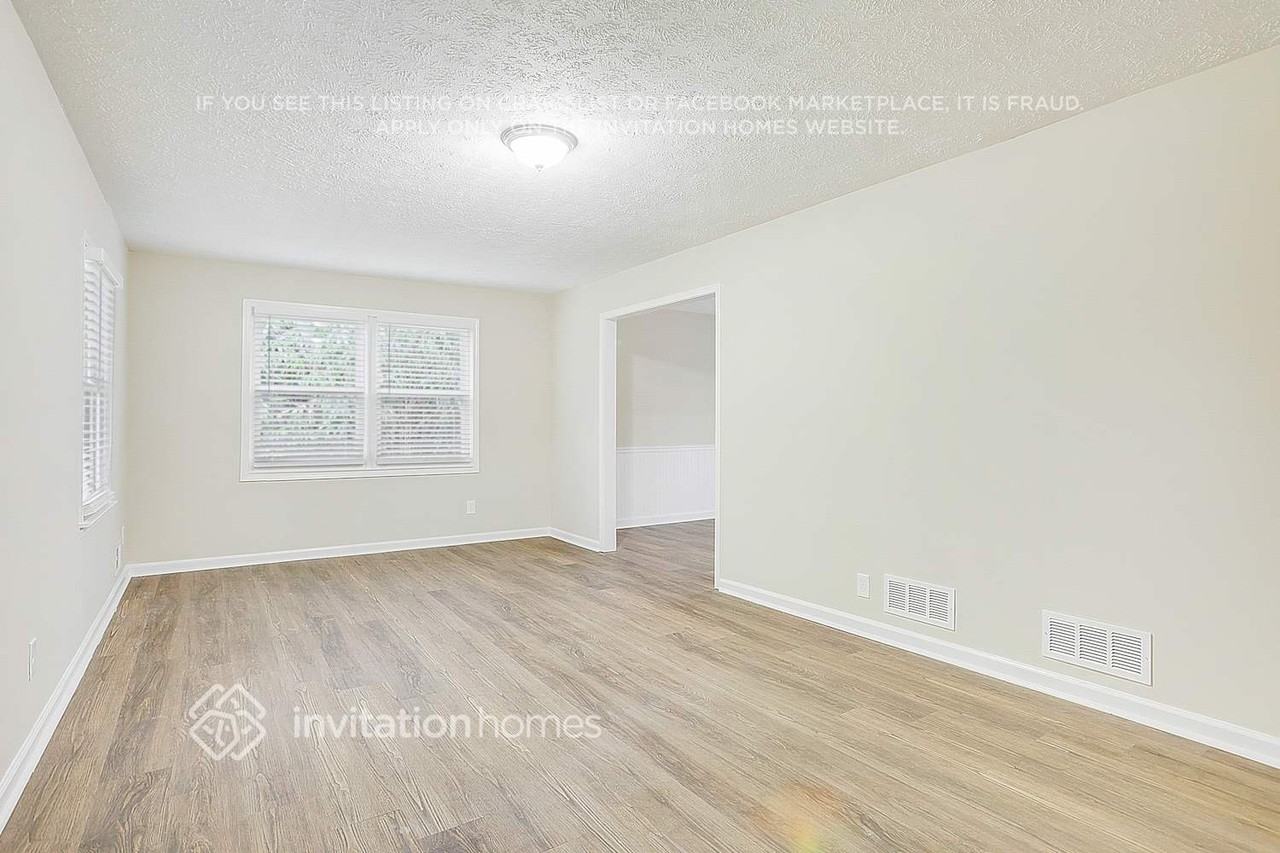 1851 Birch Ct Sw - Photo 4 of 25