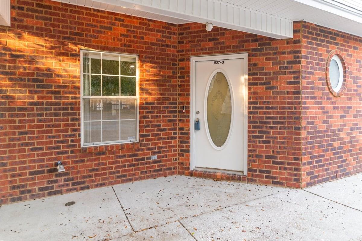 827 Fairview Dr #3 - Photo 2 of 25