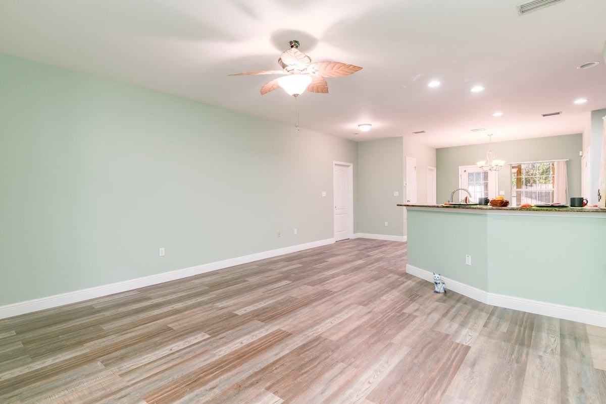 827 Fairview Dr #3 - Photo 6 of 25