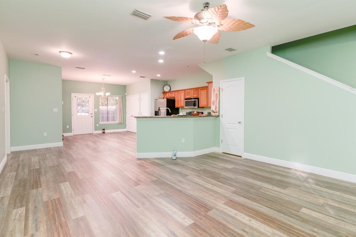 827 Fairview Dr #3 - Photo 7 of 25