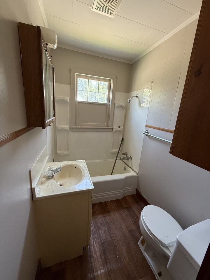 347 S Cedar St #347 - Photo 5 of 15