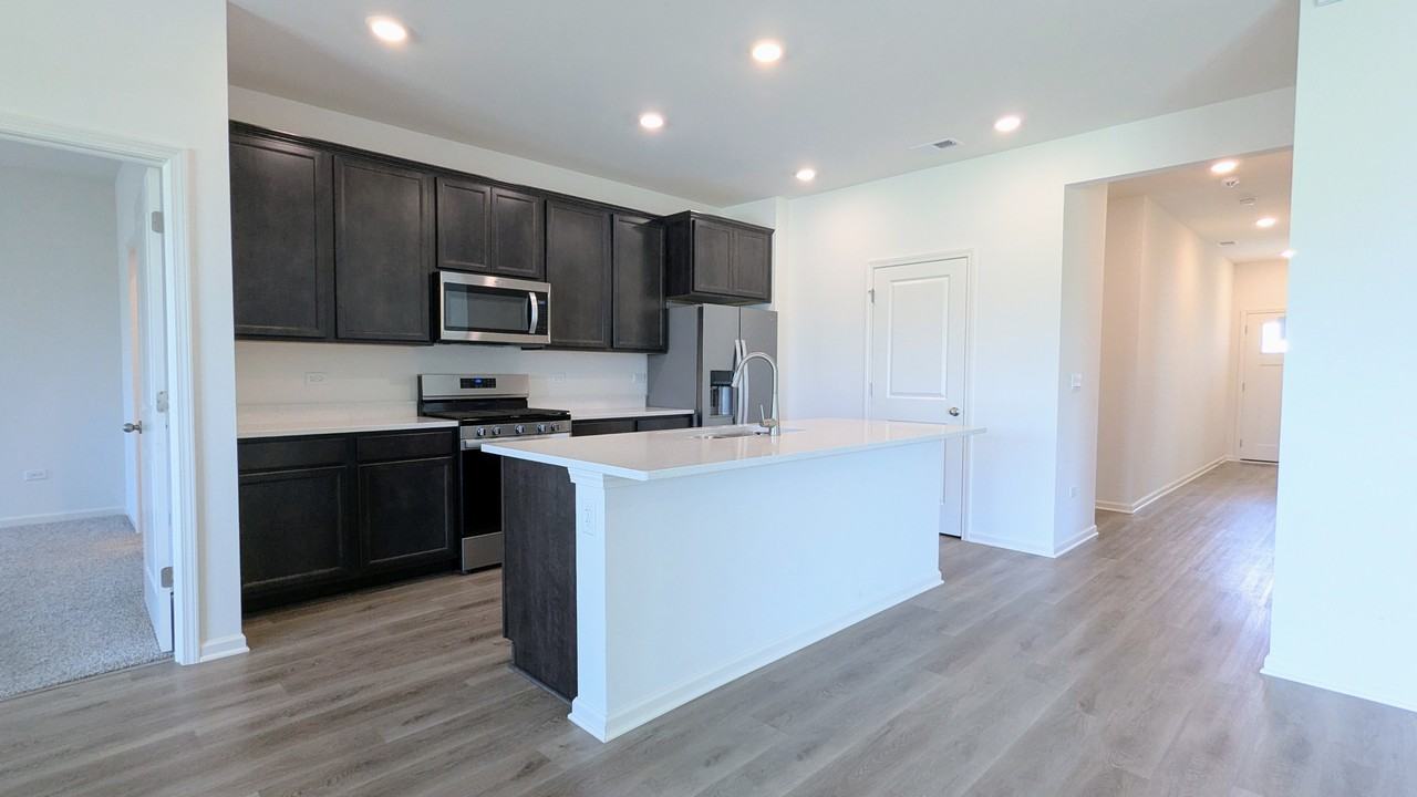 1194 Wood Lily Ln #1 - Photo 3 of 11