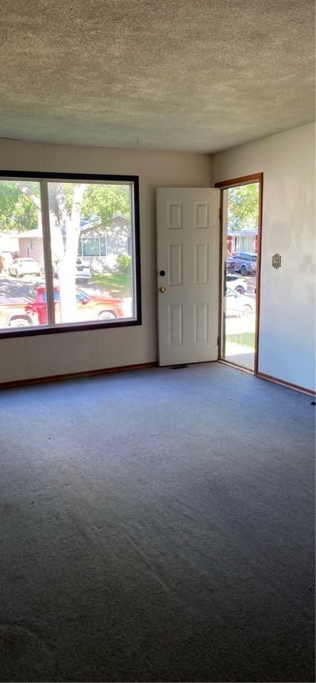 2104 Rothwell St #1 - Photo 4 of 14