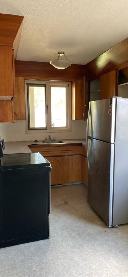 2104 Rothwell St #1 - Photo 5 of 14