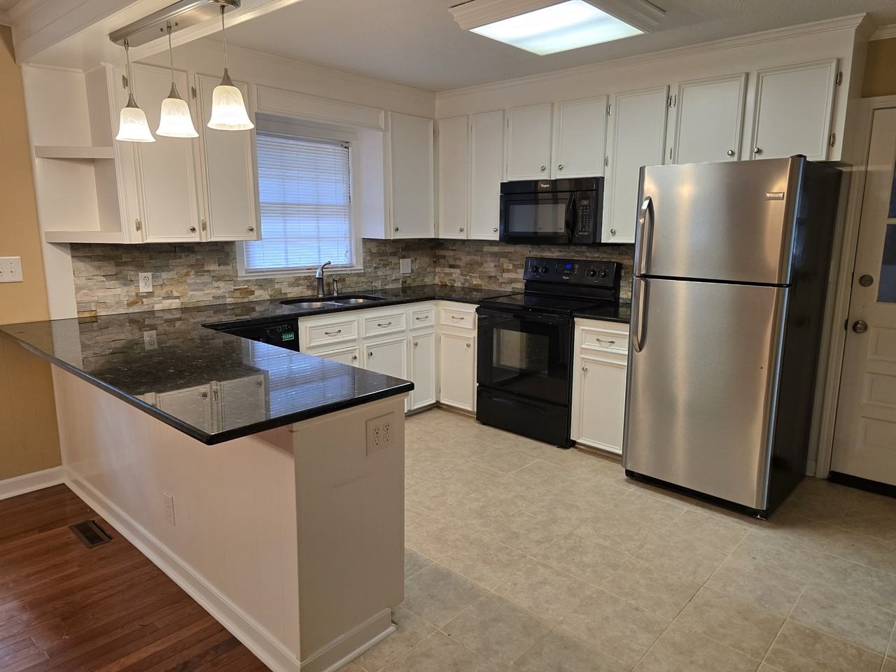 4680 Forest Manor Dr #1 - Photo 7 of 27