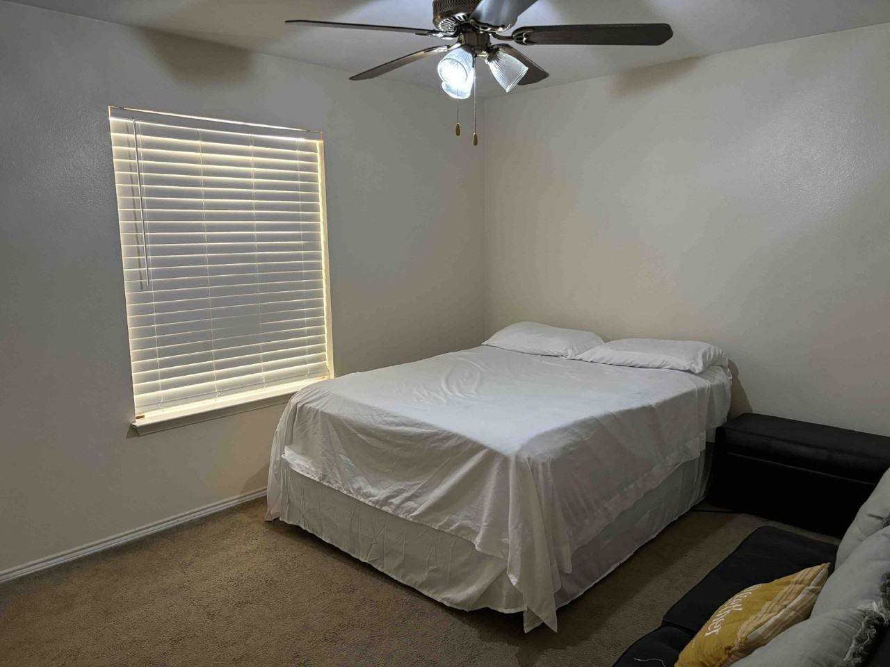 3944 Brandon Park Dr - Photo 2 of 6