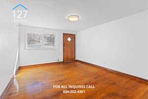 featured image of 4710 Greenwood Dr #2