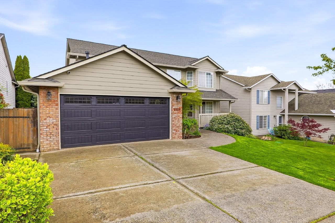 3521 Nw Dahlia Dr - Photo 3 of 45