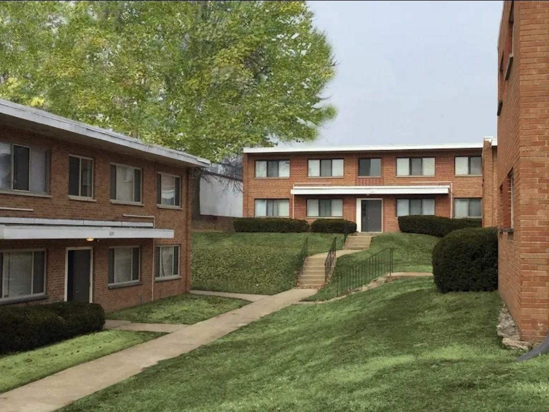 8225 Eads Ave #B - Photo 2 of 7