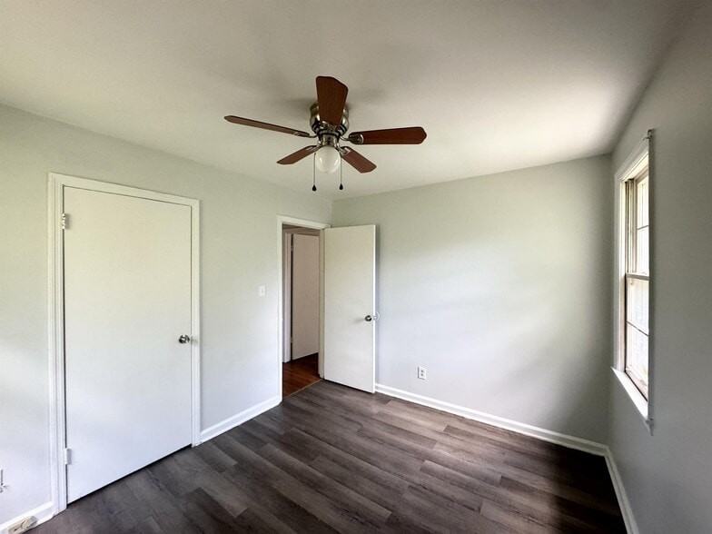 5121 Pinefield Dr #1 - Photo 5 of 11