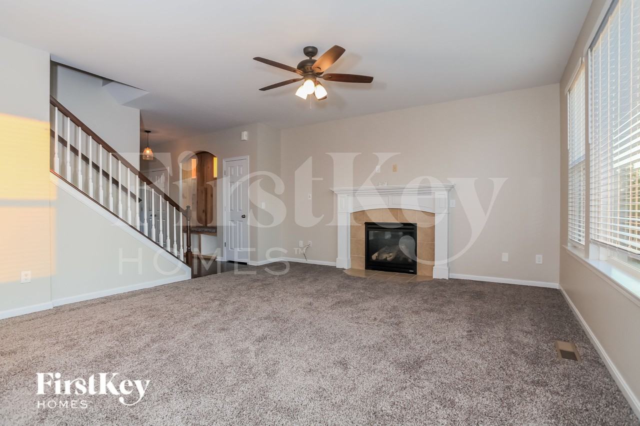 8511 Crozat St - Photo 3 of 15