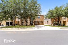 2225 Crary Mdw - Photo 1 of 1