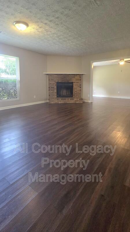 4419 Flakes Mill Rd - Photo 2 of 9