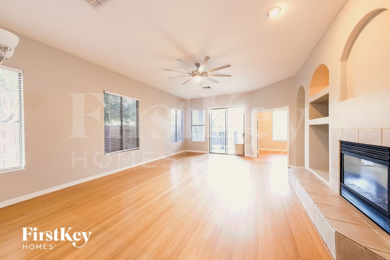26735 N 65th Dr - Photo 3 of 15